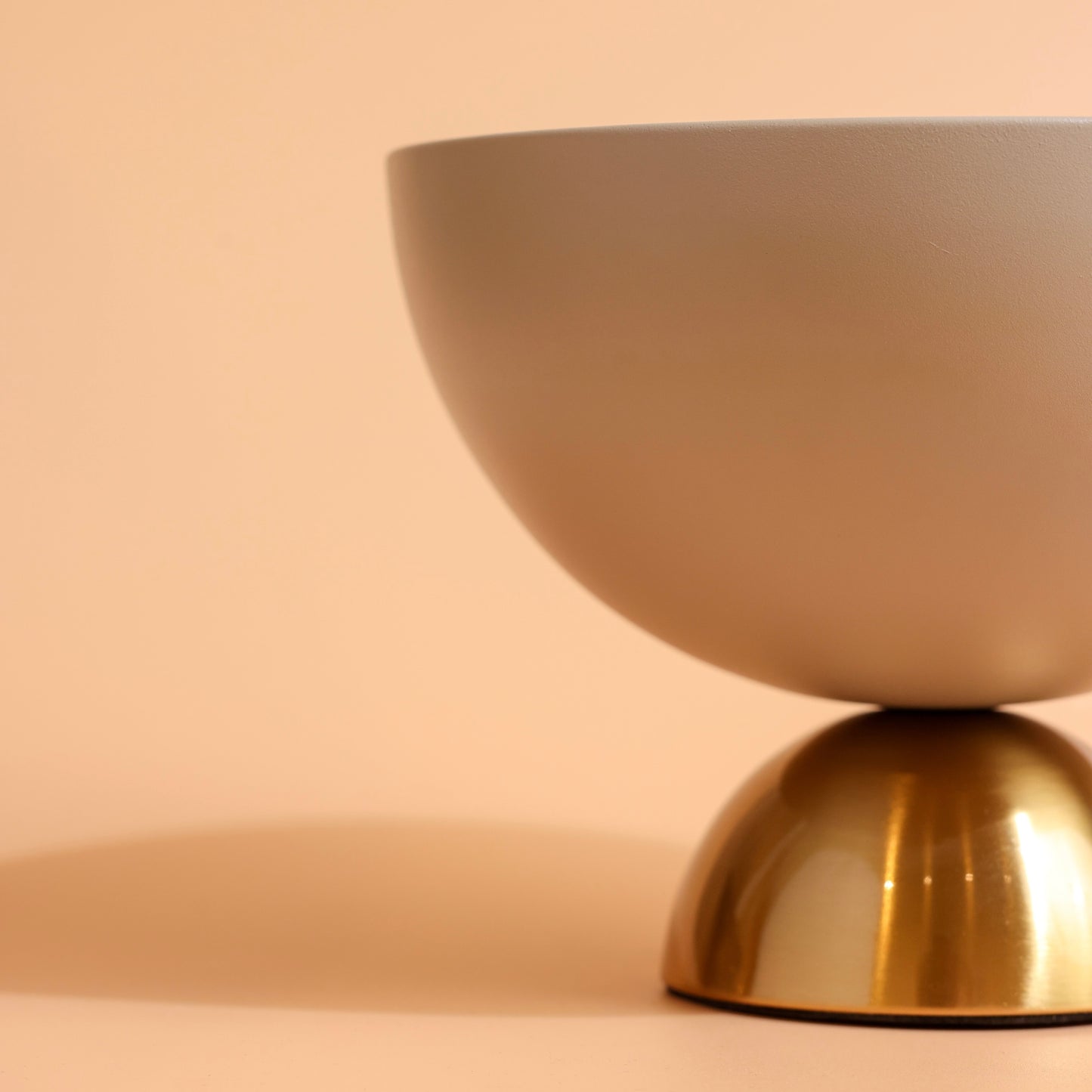 Golden Base Accent Bowl