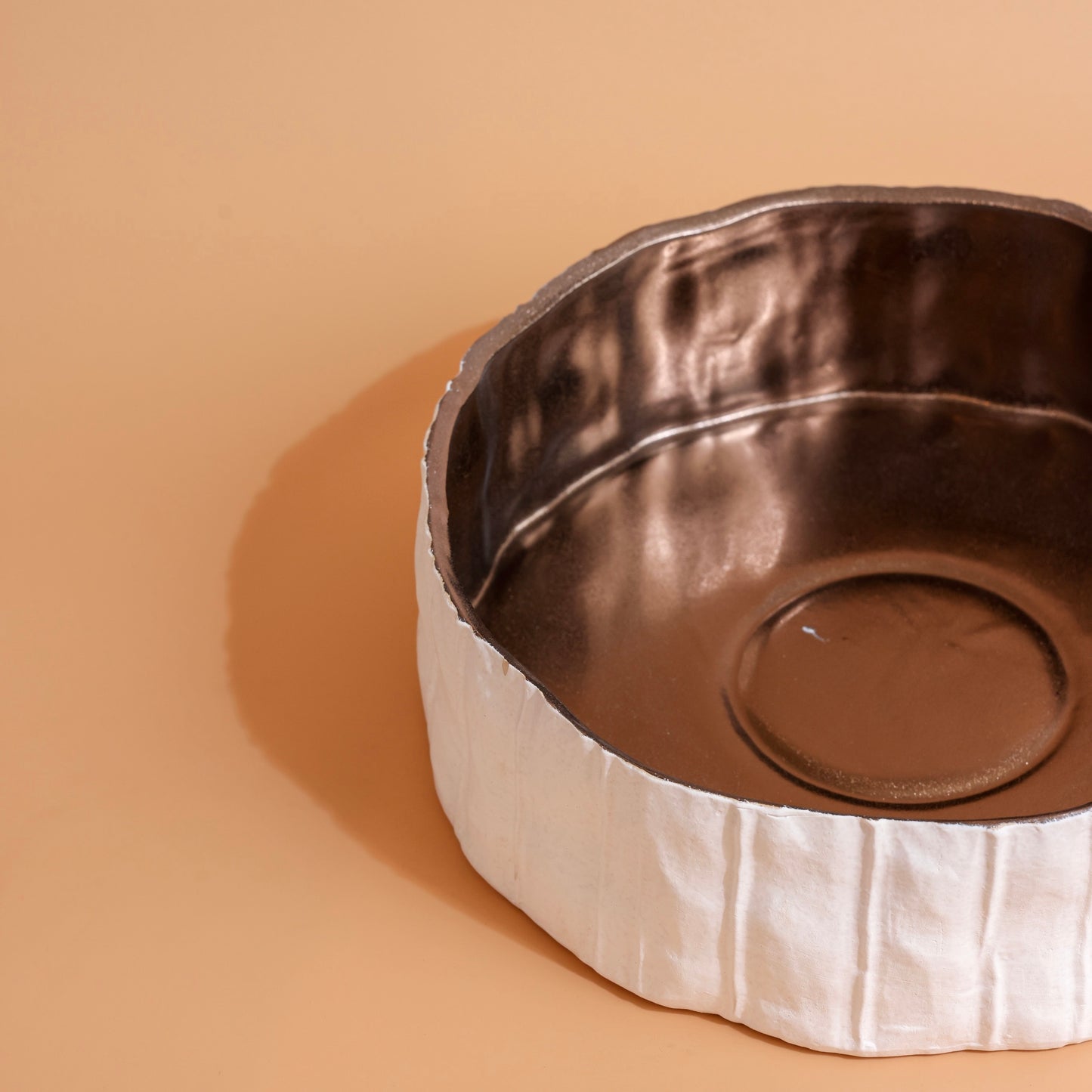 Dual-Tone Accent Tray