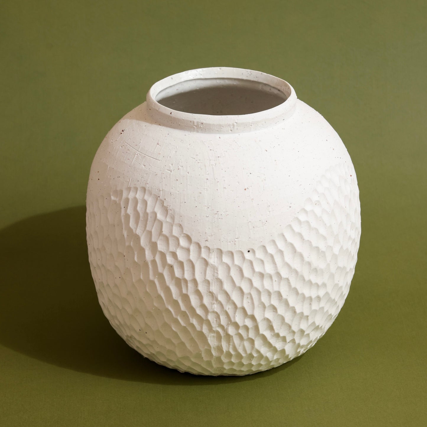 Round ceramic vase