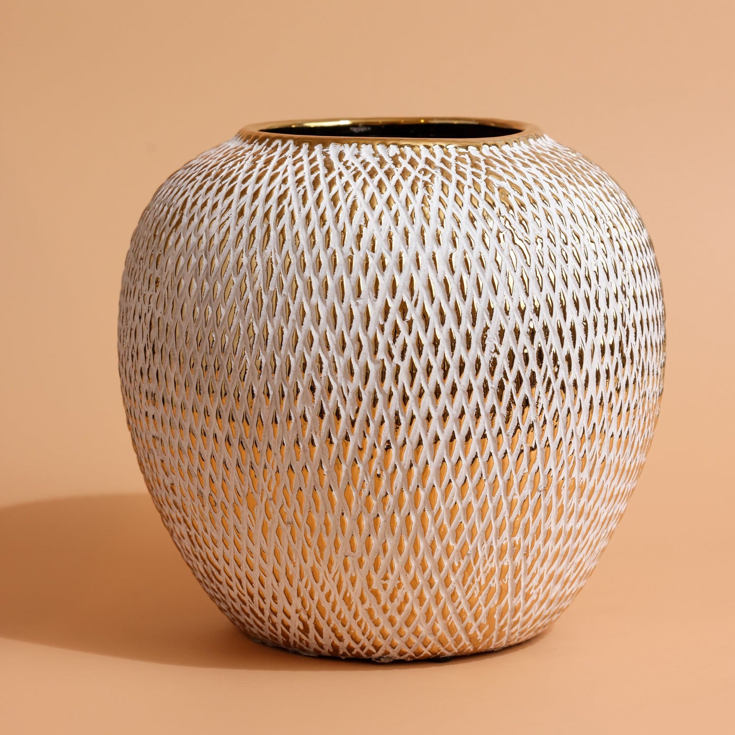 Illuminated Texture Vase