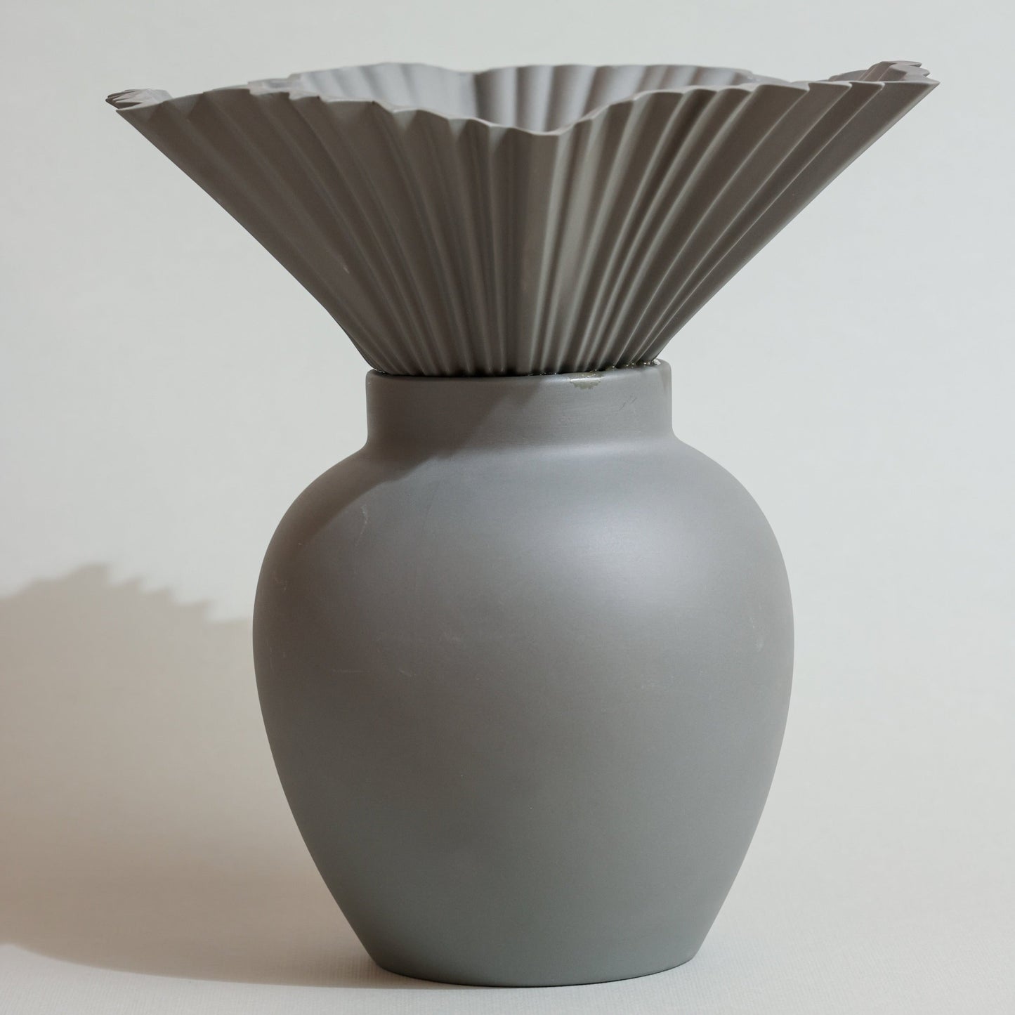 Petal Flare Display Bowl