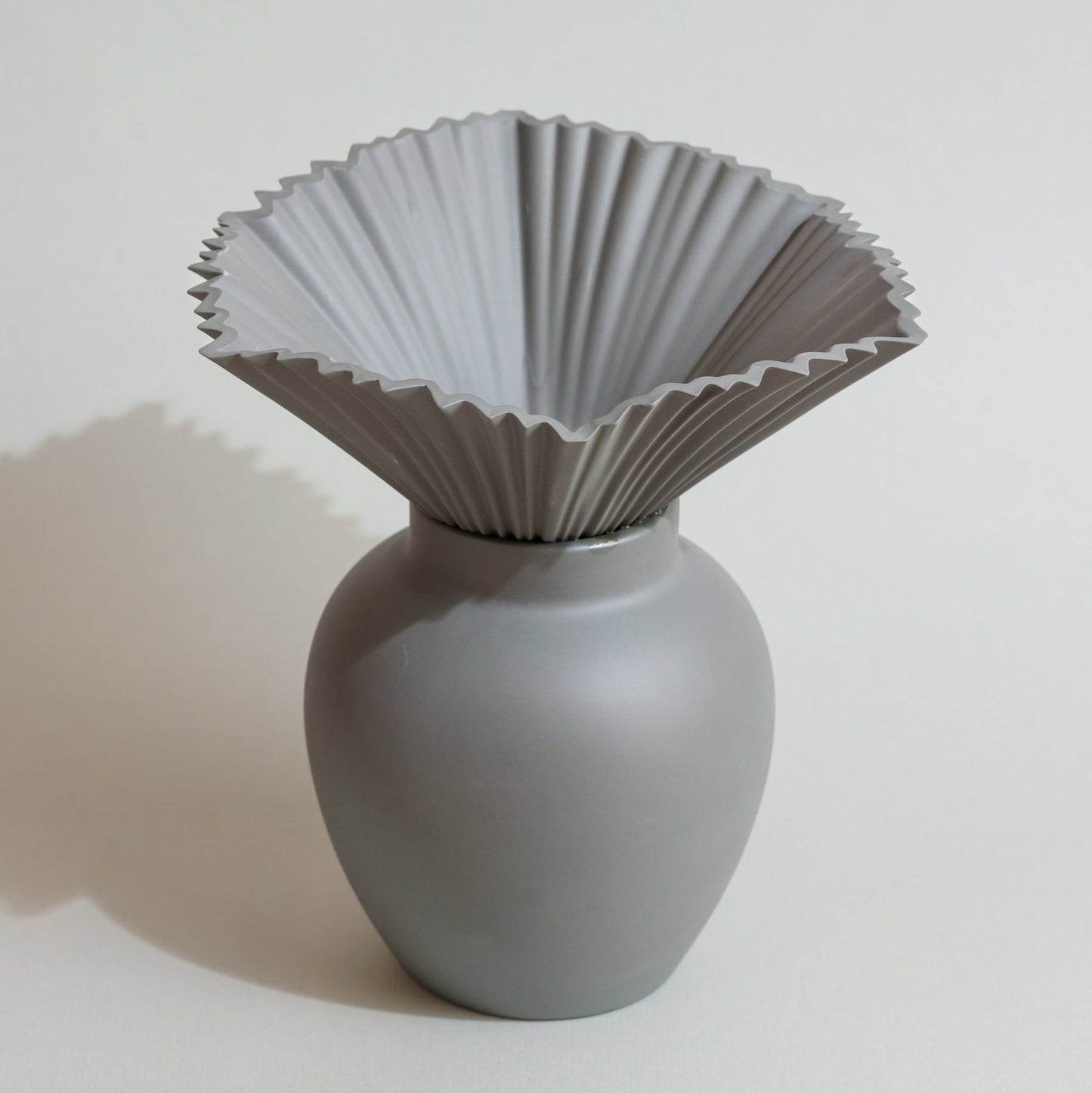 Petal Flare Display Bowl